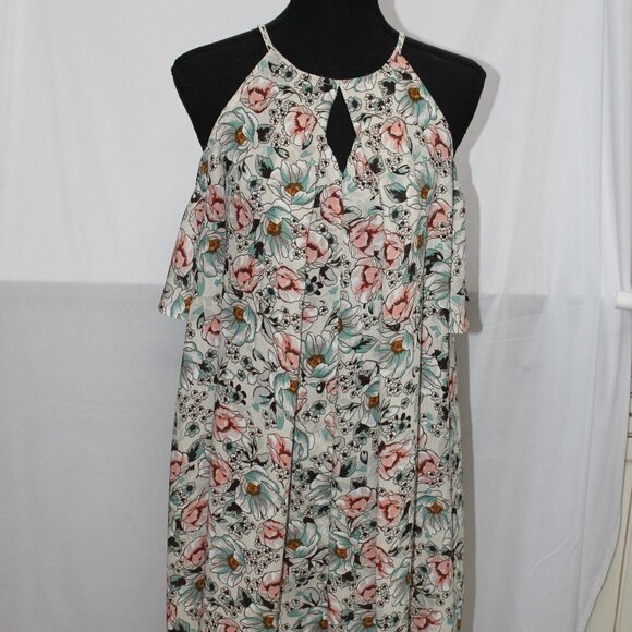 Umgee Dresses & Skirts - Umgee USA Peek-A-Boo Sleeve Floral Dress